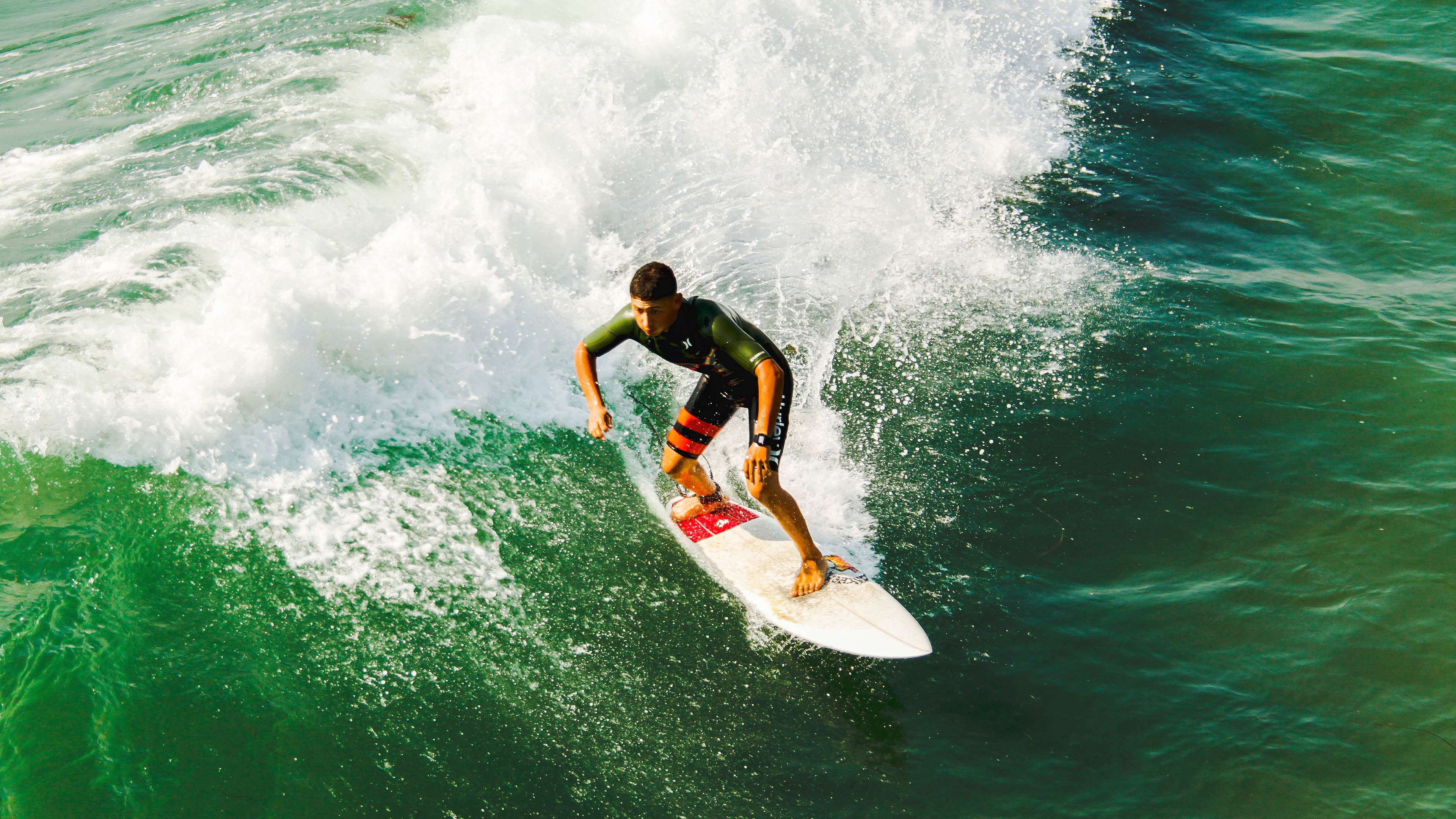 中国九游体育-“飞盘竞技：三叉湖赛场成为空中运动爱好者的竞技圣地”