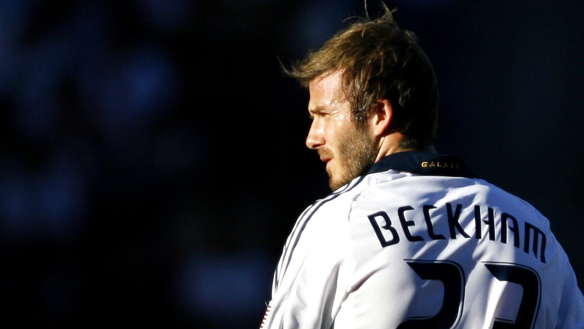 九游体育官网-球迷联名请愿扩大赛场容量，主办方回应积极，球队球迷